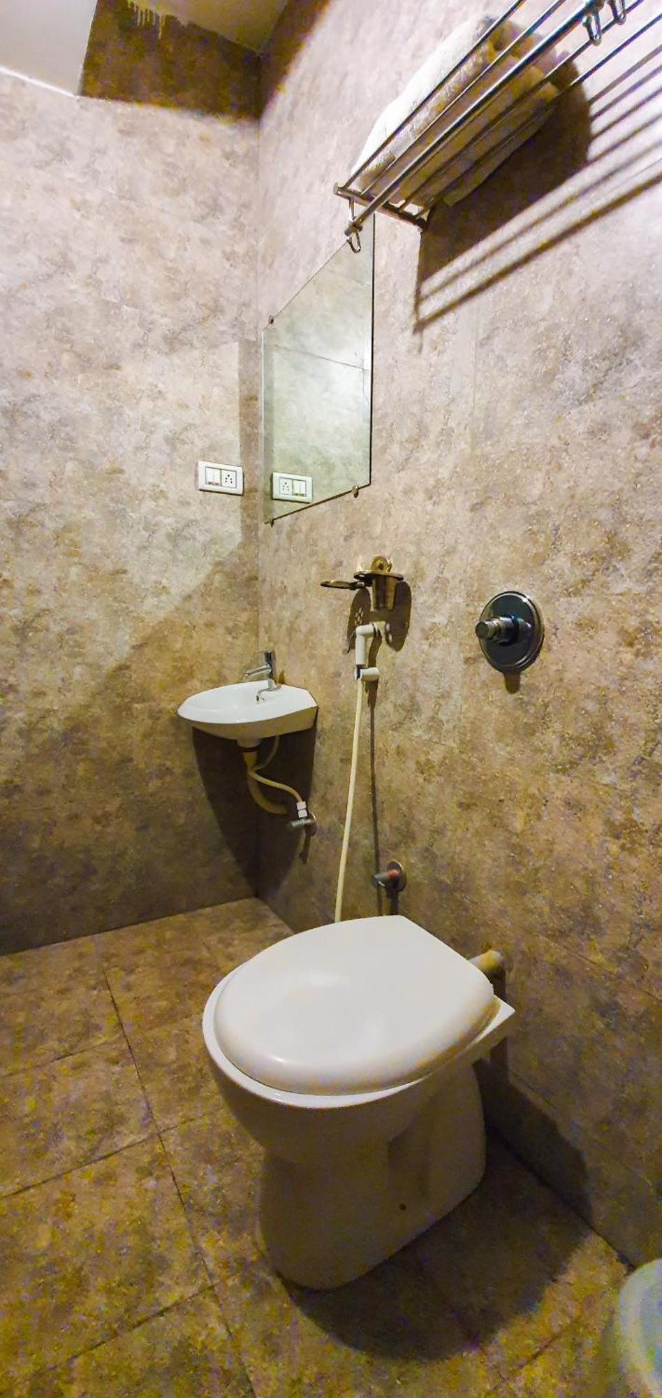 Nova Hotel New Crossroad Rajkot Eksteriør billede